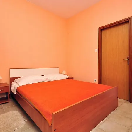 Apartments Andelo *